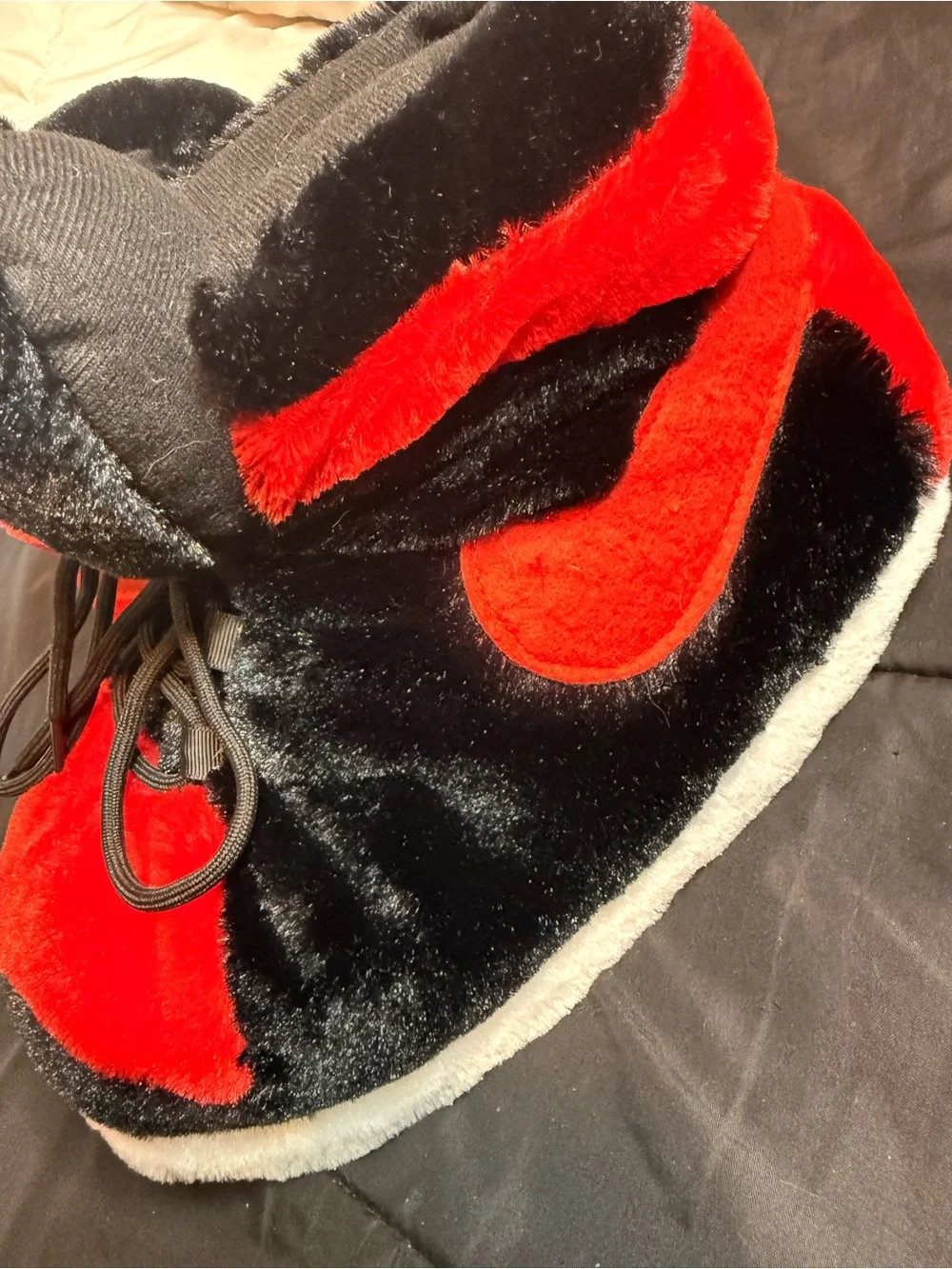 Slippers Sizes 36-44 Red & Black
